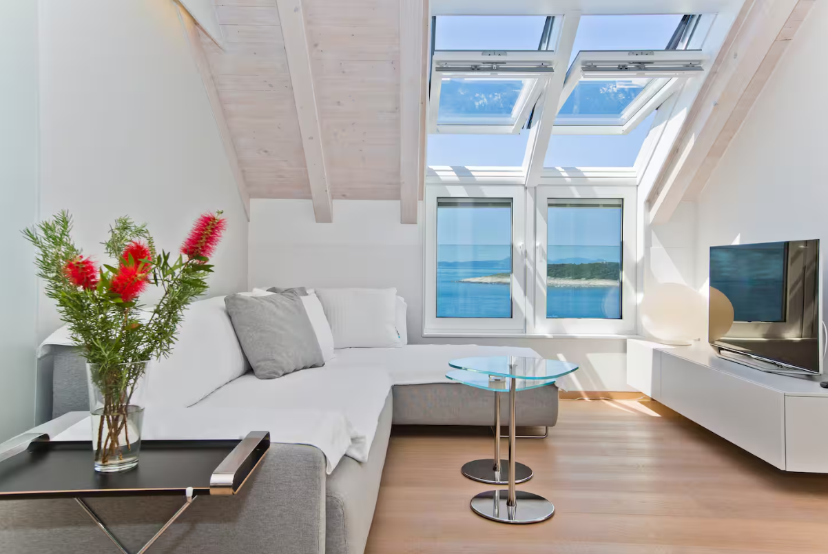 Waterfront Terrace Apartment at Villa Madeleine, Hvar